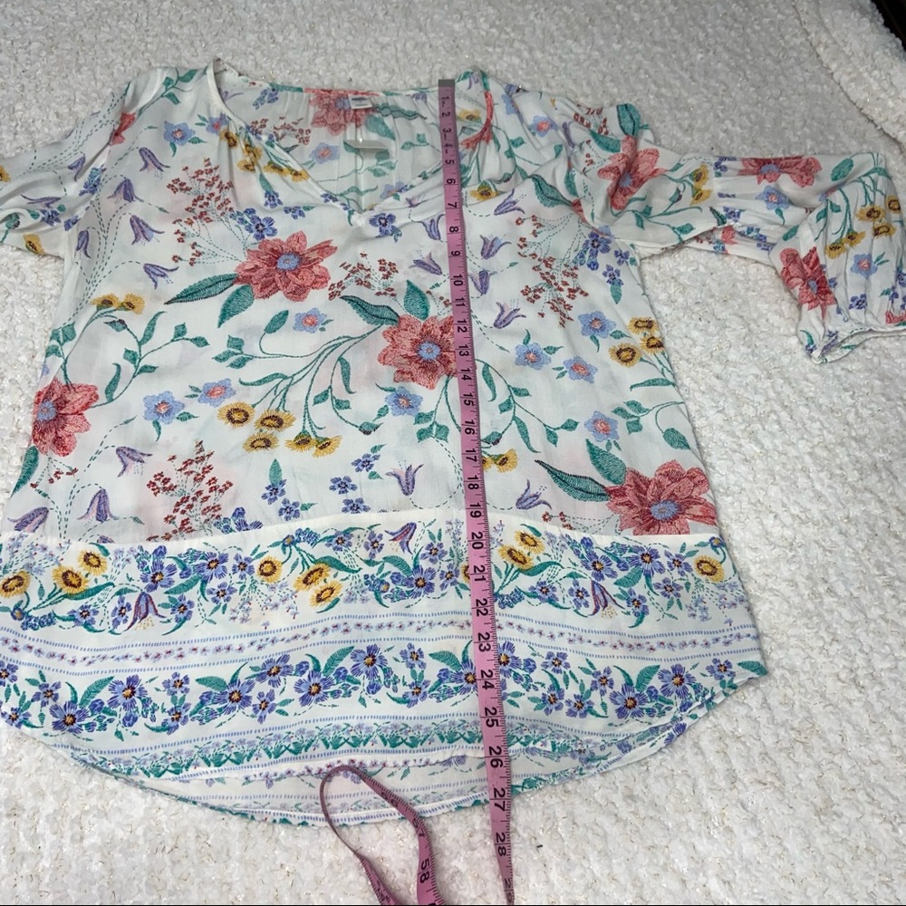 ๐ธโจ Old Navy Floral Boho Blouse โ Light & Effortless Beauty โจ๐ธ - Picture 6 of 9